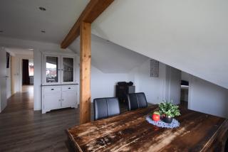 Bimax Neu renovierte, gemütl. 4 Zimmer Dachwohnung - Türkheim - 2