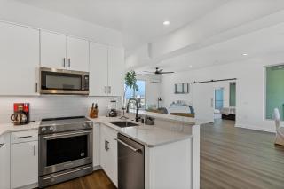 Boardwalk Pent House - 1