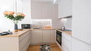 Luxury apartment Free parking - by Hosty - 2