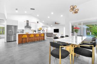 Naples Escape, 2 Villas, Pickleball, Basketball, Heated pool & Spa, Game Room - Naples - 7