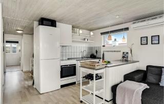 Cozy Home In Hadsund With Kitchen - Hadsund - 2
