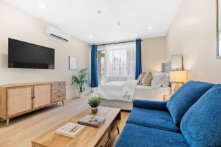 Central Suite with Balcony - Montreal - 0