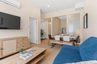Stylish 2BR Retreat - Montreal - 4