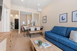 Stylish 2BR Retreat - Montreal - 3