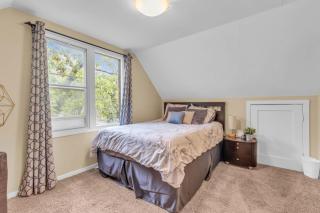 Mighty Manor - North Battleford - 9