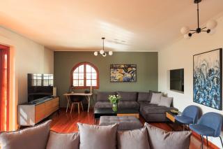 Aiolos Grand super lux suite kalamaki Alimos near the sea - 0