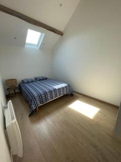 Charmante dépendance avec jardin - 1