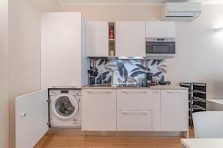 500 m from Corso Sempione, Close to Metro M5 - Milan - 2