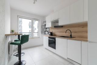 Harmony Apartment Ceglana - FREE PARKING - Self check-in - 2