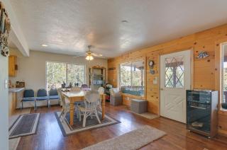 Alton Cabin with Deck about 2 Mi to Dixie Natl Forest! - Long Valley Junction - 3