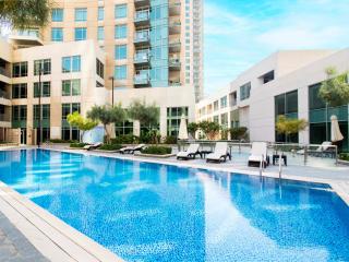 Spacious 2BR in Downtown in High Floor - 6