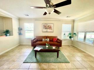 KiWi House near Med Center and NRG Stadium - Houston - 4
