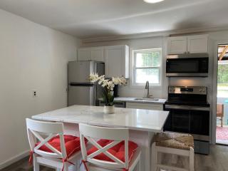 2 BR Modern Home - Visit Saratoga & Lake George - Queensbury - 7