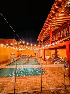 APARTAMENTO CÉNTRICO con PISCINA a UNA CUADRA - Santa Fe de Antioquia - 0