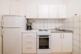 Apartment Nevenka - Banjol - 1