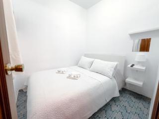 Hostal Habitaciones & Suites Don Pepín - Málaga - 4