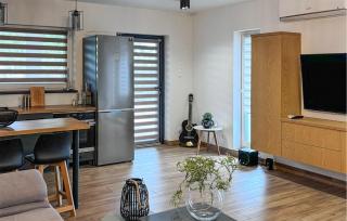 Beautiful Home In Drogoradz With Kitchen - Drogoradz - 4