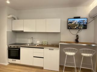 Cozy Studio Near US Embassy in Tirana - Tirana - 2