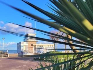 Duplex avec balcon, accès direct plage, parking privatif - FR-1-465-118 - Merville-Franceville-Plage - 1