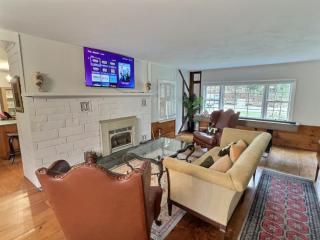 CountryBear- AC, Pool, Hot Tub, Fire Pit, Grill - Killington - 2