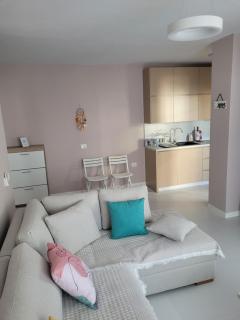 Orange Apartment - 5