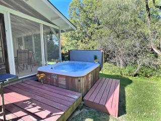 CountryBear- AC, Pool, Hot Tub, Fire Pit, Grill - Killington - 7