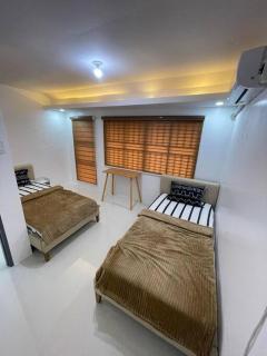 Fully Furnished Townhouse - 0