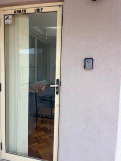 Cairnlea Anna's Unit - 2