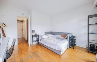 Cozy Apartment In Paris With Kitchen - 1