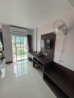 Chollada Inn - Kamala Beach - 1