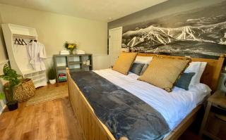 DoubleDen- AC, Hot Tub, Fire pit, Grill, Game Room - Killington - 9