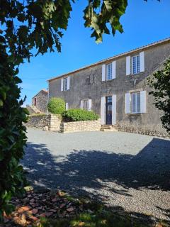 La Commanderie Grand Gite 10kms " Puy duFou" - 7