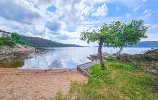 Nice Home In Klokkarstua With Wifi - - 3