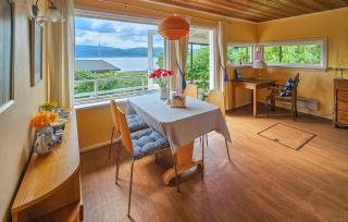 Nice Home In Klokkarstua With Wifi - - 8