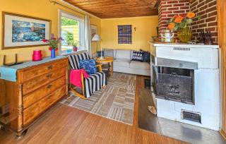 Nice Home In Klokkarstua With Wifi - - 6