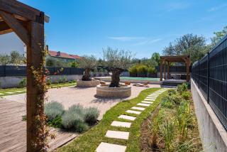 4 Bedroom Private Villa with Large Pool, Quiet Area - Bibinje - 1