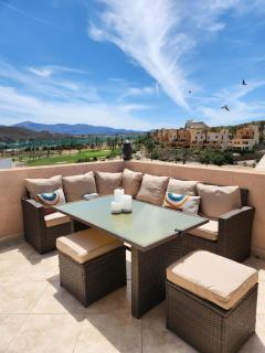 Ático esquinero con preciosas vistas al Valle del Este Golf con piscina comunitaria! - Vera - 0