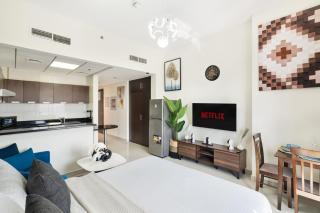 Upscale Studio In Eagleheights, Dubai Sports City - Dubai - 2
