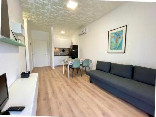 Homely apartment with poolview terrace - 7