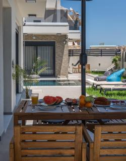 Elegant and Stylish Villas Complex in Crete - Gournes - 7