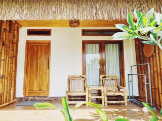 Peraja Bungalows Loyok - Sangyang - 8