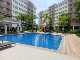 Happy Stays C - The Queen's Loft at SMDC Hope Residences - Trece Martires - 0