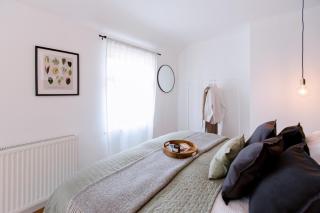 3-Bed House - Next to Olympic Park & Westfield - 3