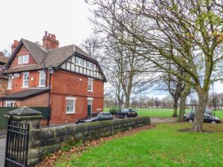 House on the Green Spacious-Super location - Derby - 0