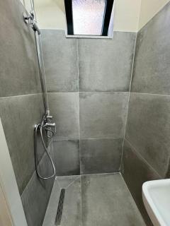 Tirent Apartment - Cozy Bedrooms Stay by Golem Beach - 1