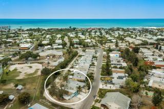 A Lil' Nauti - Holmes Beach - 8