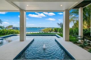 Tropic Like It's Hot - Bradenton Beach - 2