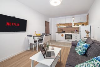 Cozy Central Apartment Varna & parking - Varna - 5