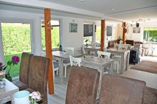 ruhig gelegenes Ferienhaus mit Kamin und Terasse - Drewoldke - 4