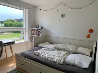 Dejligt hus med have tæt på byen - 5